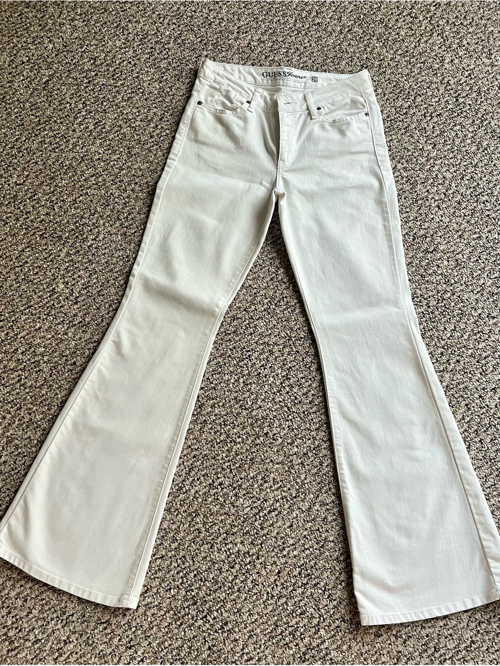 GUESS White Flared Women’s Jeans